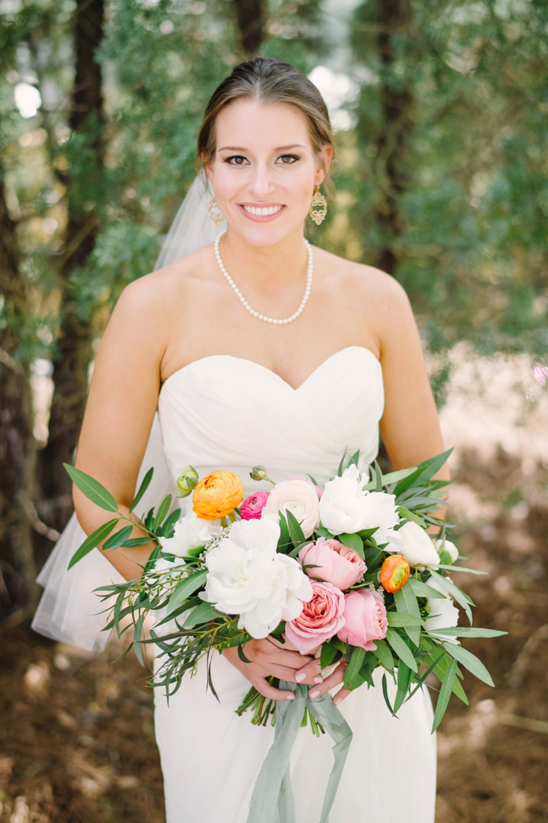 A Romantic Blush and Mint Wedding via TheELD.com