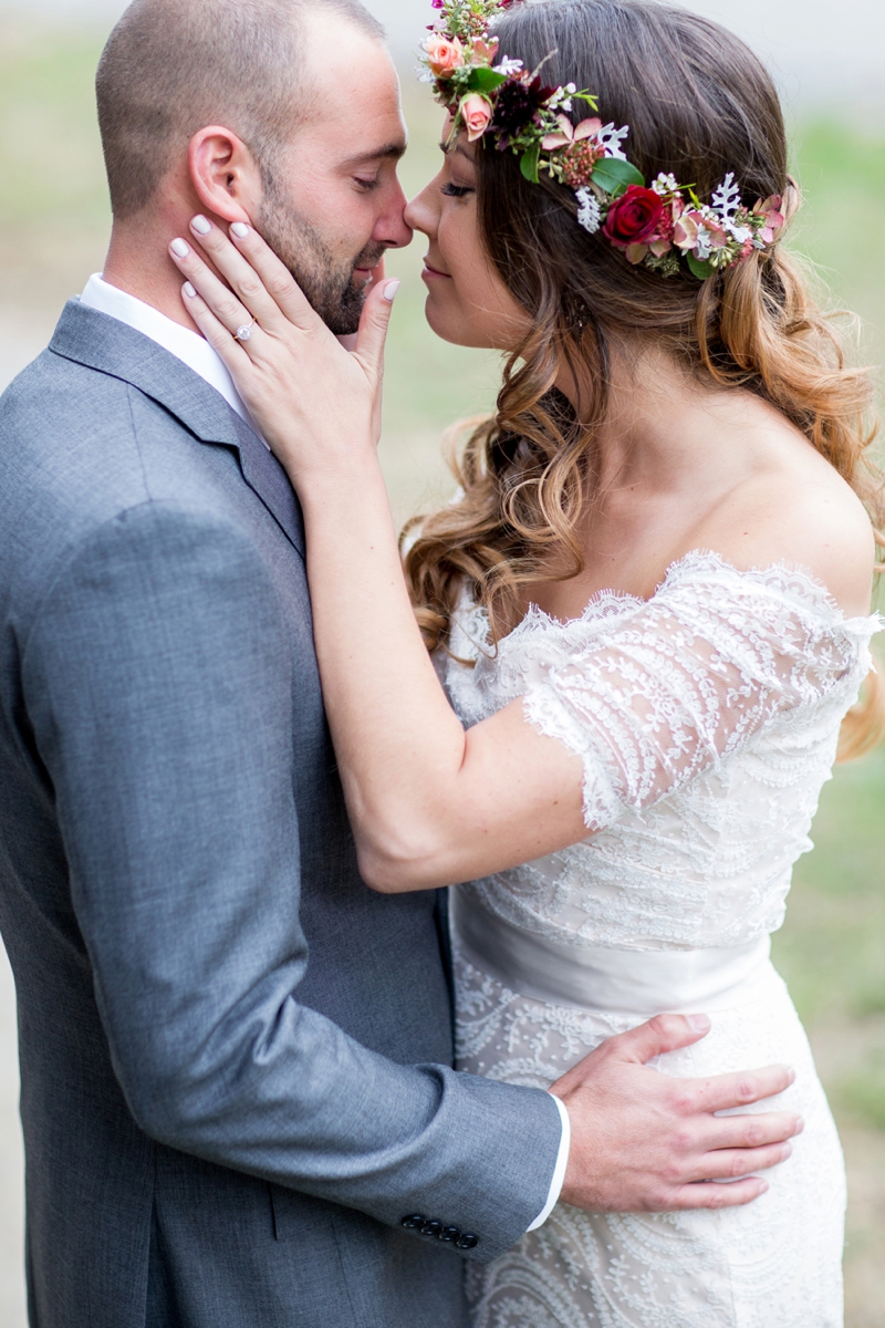 A Rustic Boho Wedding in New York via TheELD.com