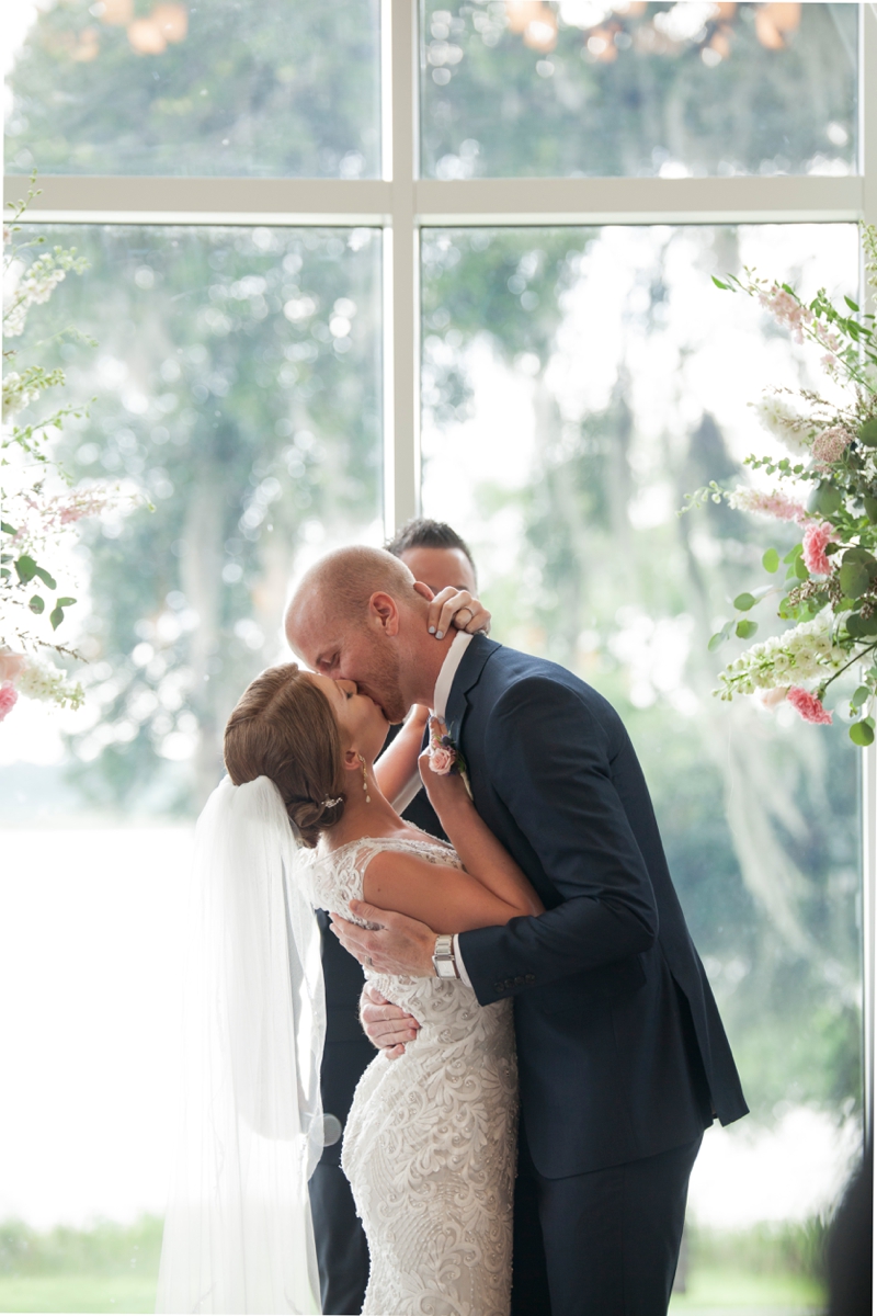 A Blush and Gold Lake Mary Wedding via TheELD.com