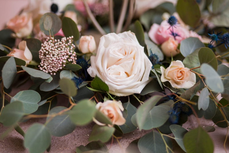 A Blush and Gold Lake Mary Wedding via TheELD.com