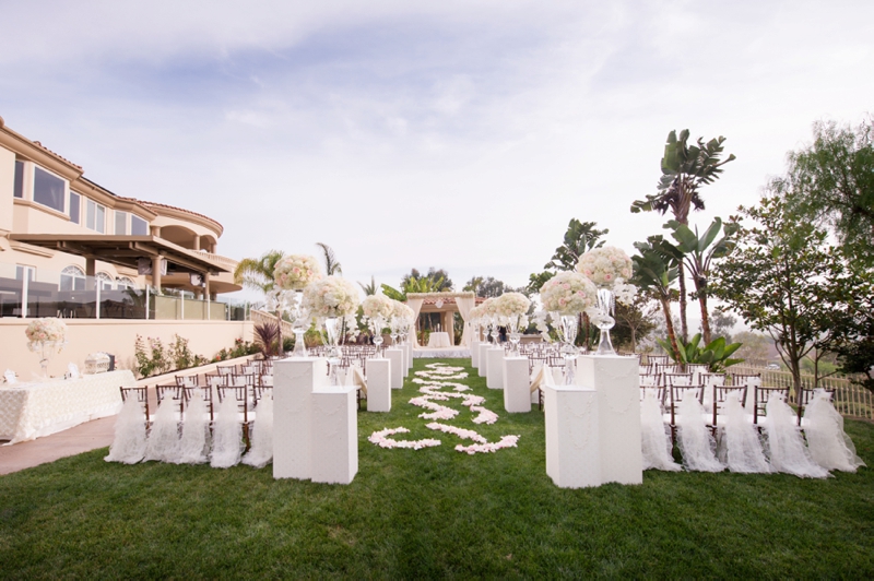 Glamorous Pink & White California Wedding via TheELD.com