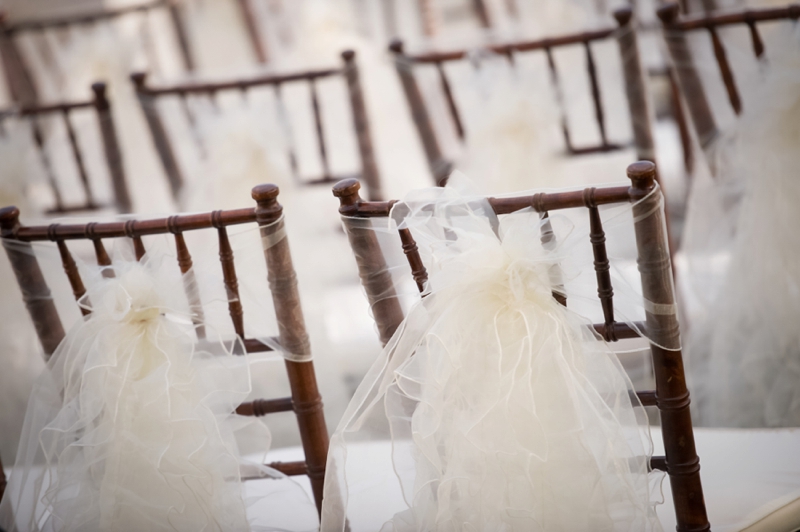 Glamorous Pink & White California Wedding via TheELD.com