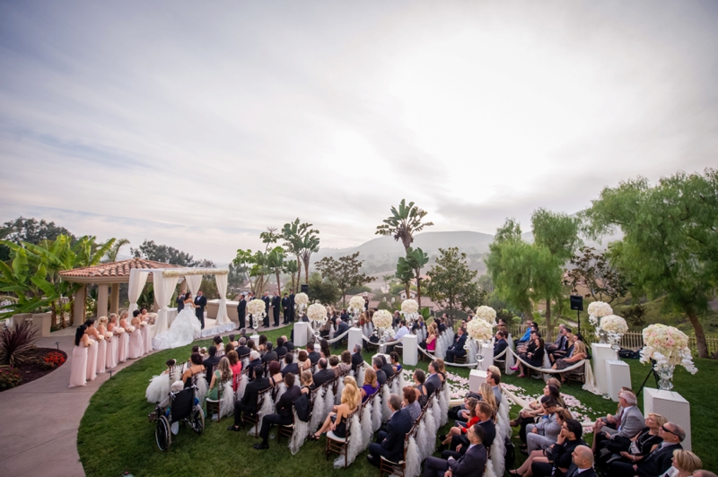 Glamorous Pink & White California Wedding via TheELD.com