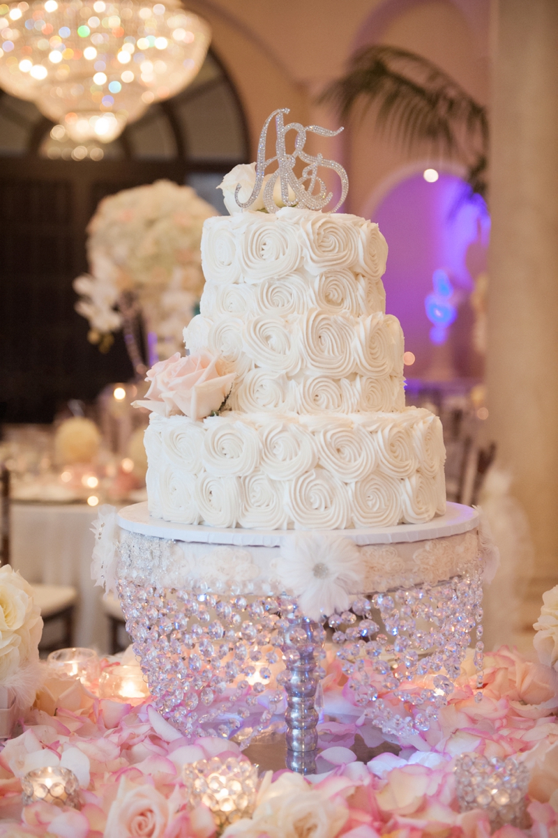 Glamorous Pink & White California Wedding via TheELD.com