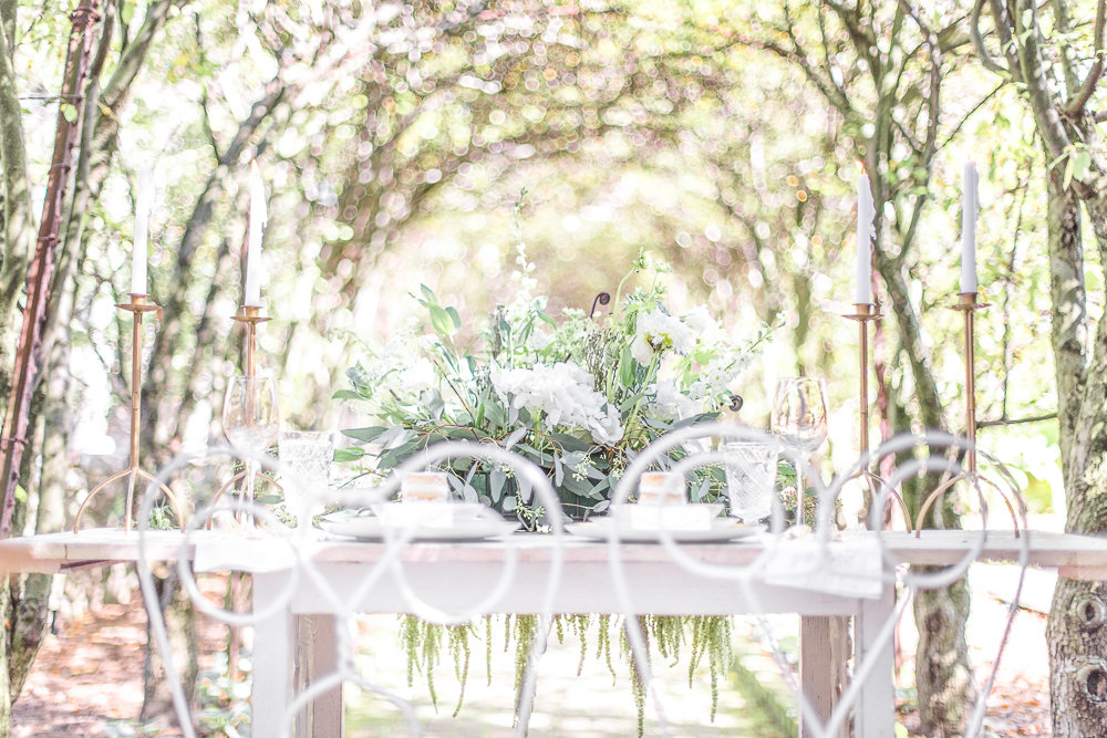 Green & White Organic Wedding Ideas via TheELD.com