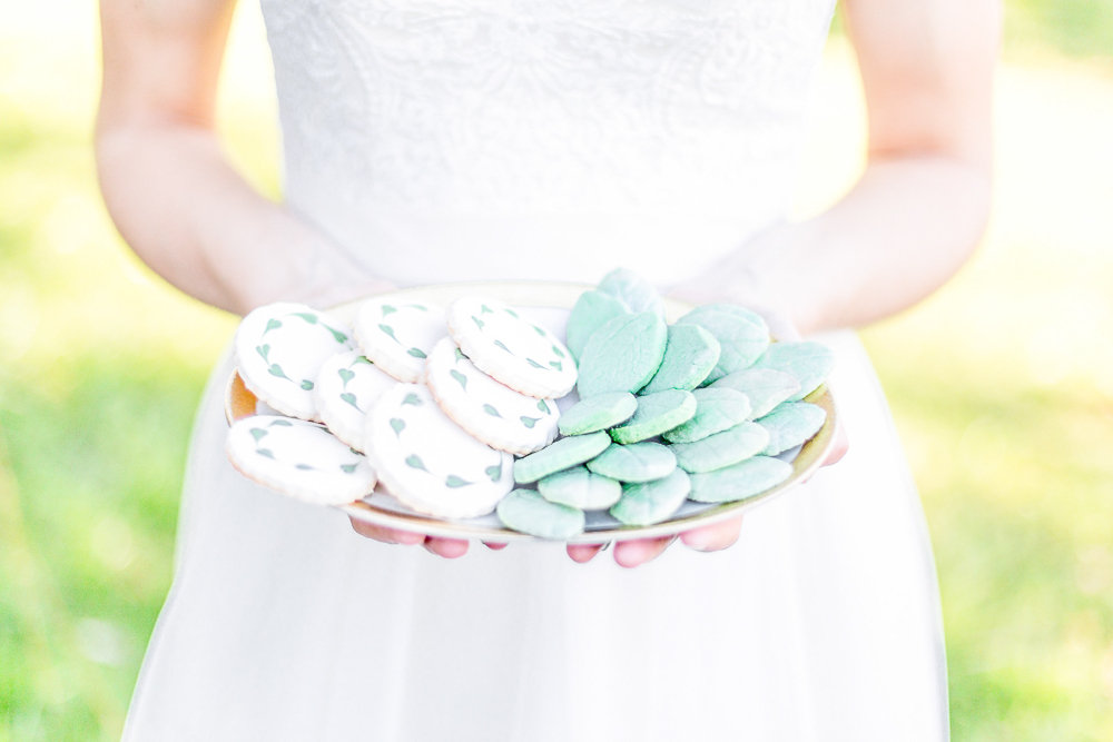 Green & White Organic Wedding Ideas via TheELD.com