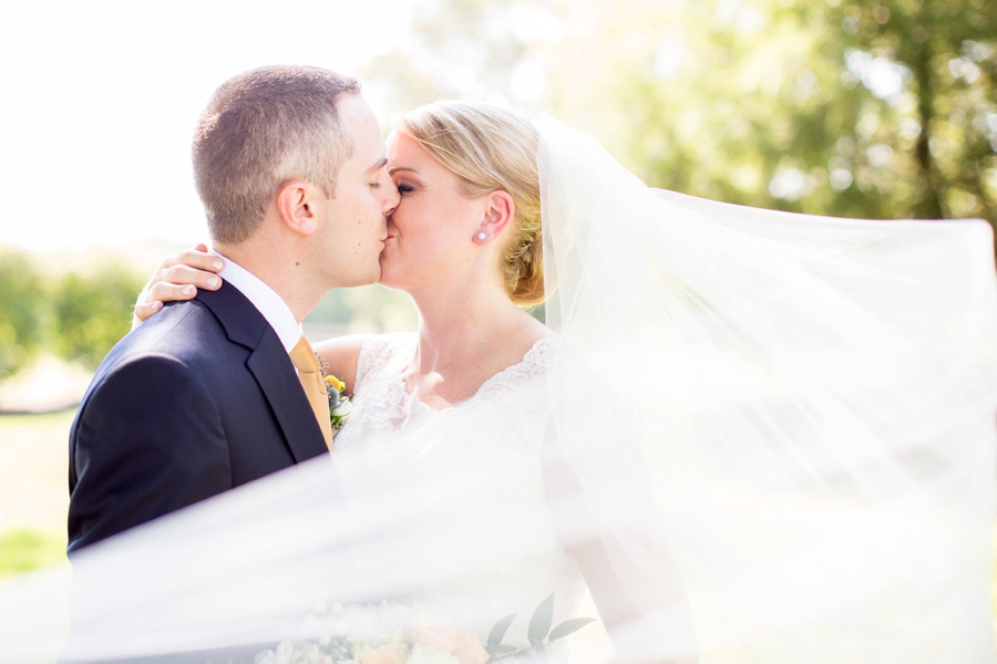 A Classic Navy and Yellow Maryland Wedding via TheELD.com