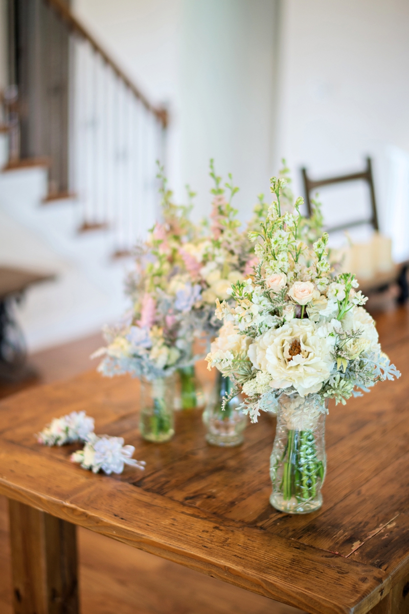 Romantic Blush and Blue Nashville Wedding via TheELD.com