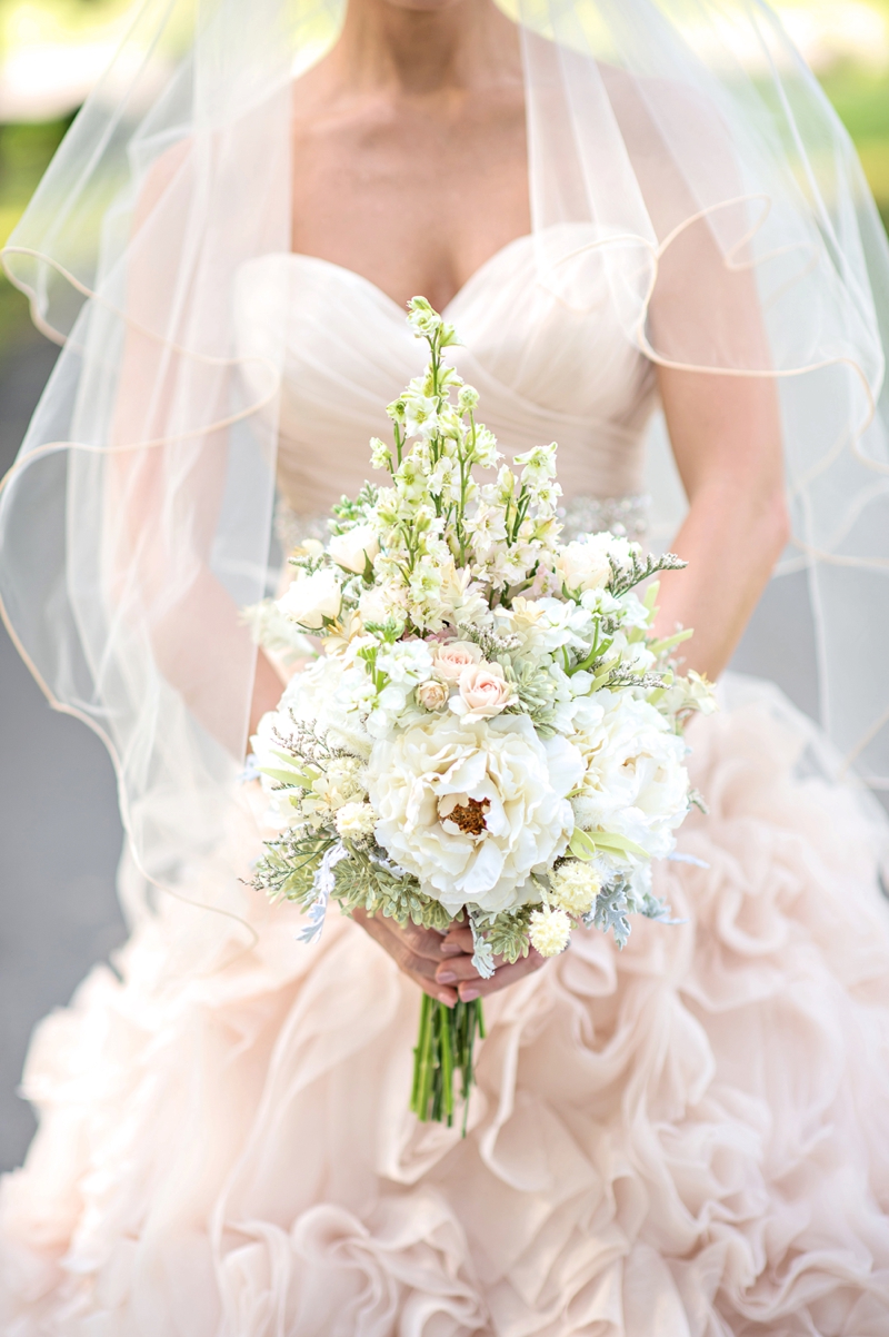 Romantic Blush and Blue Nashville Wedding via TheELD.com