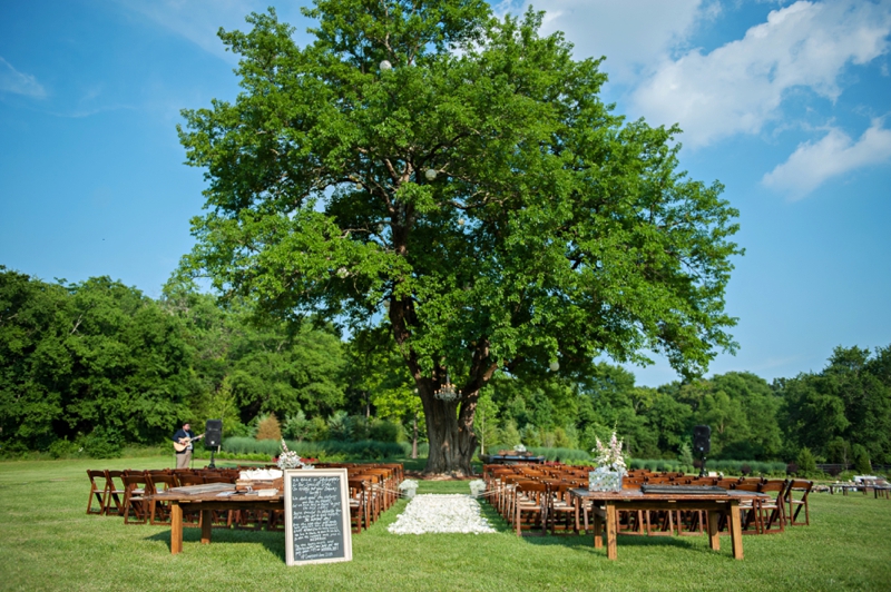 Romantic Blush and Blue Nashville Wedding via TheELD.com