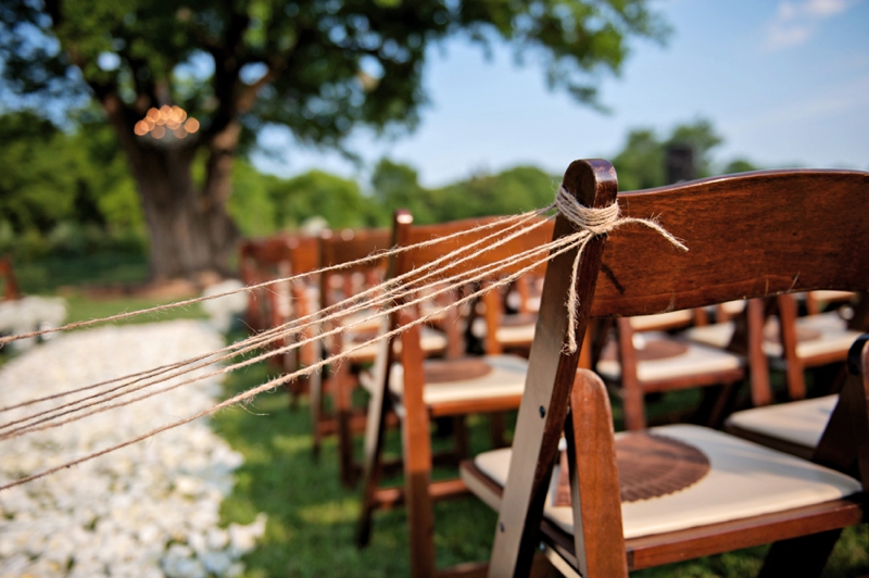 Romantic Blush and Blue Nashville Wedding via TheELD.com