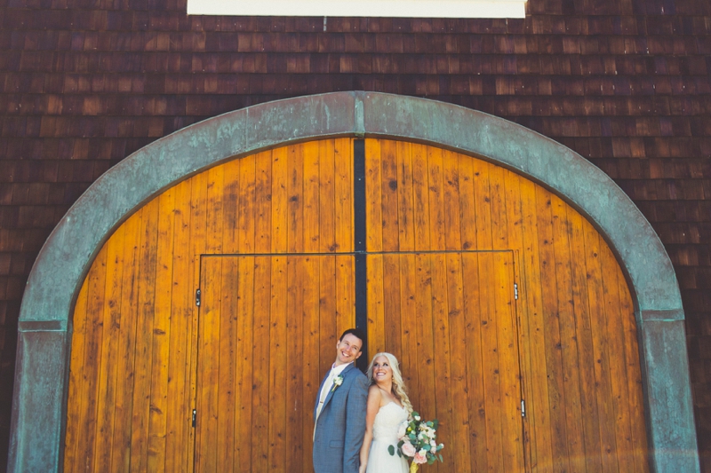 Eclectic Blush & Mint California Wedding via TheELD.com