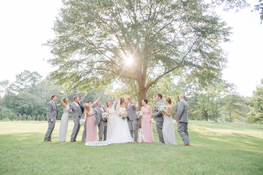 A Blush & Champagne Georgia Wedding via TheELD.com