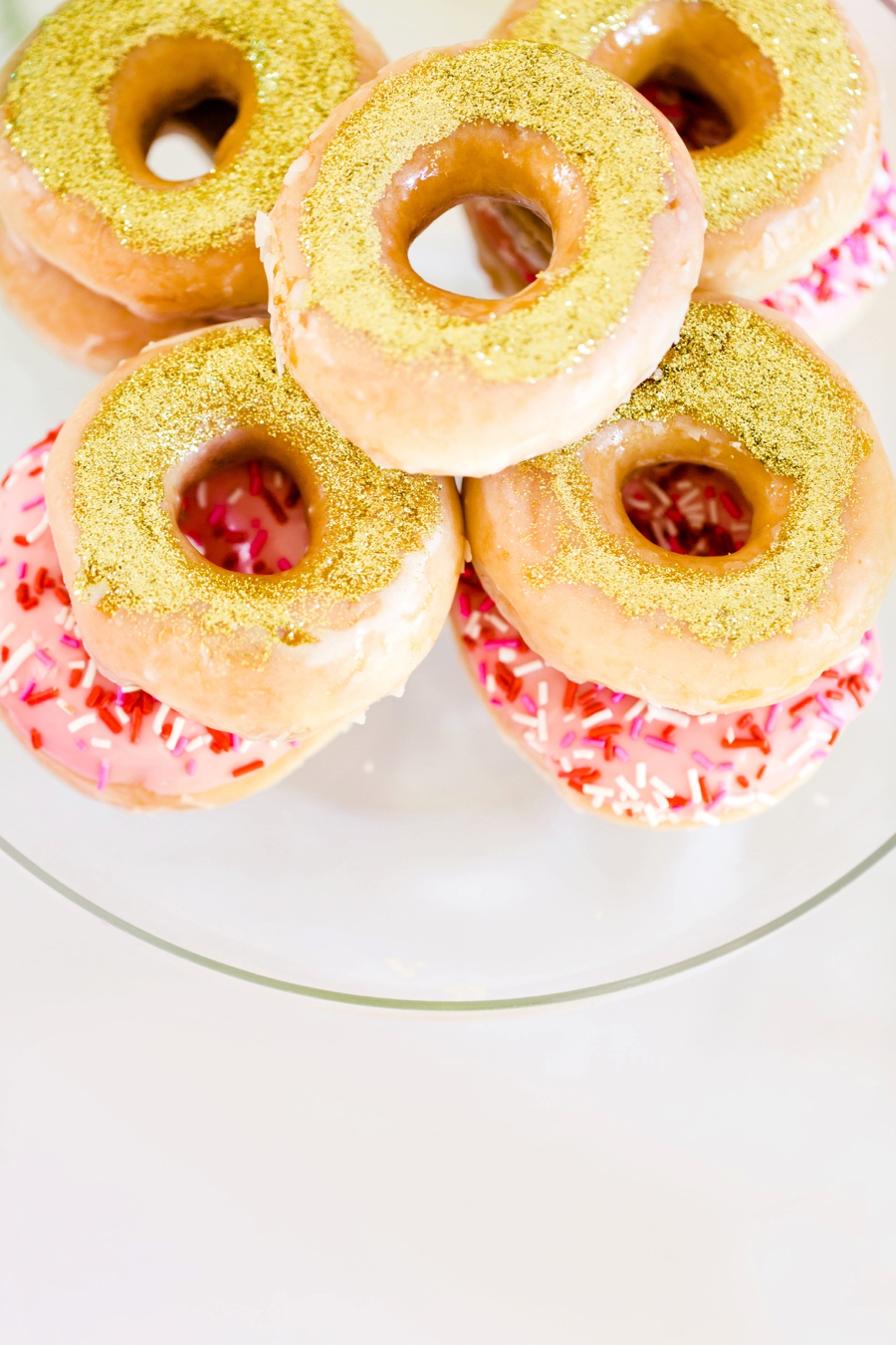A Kate Spade Inspired Donut Bridesmaid Brunch via TheELD.com