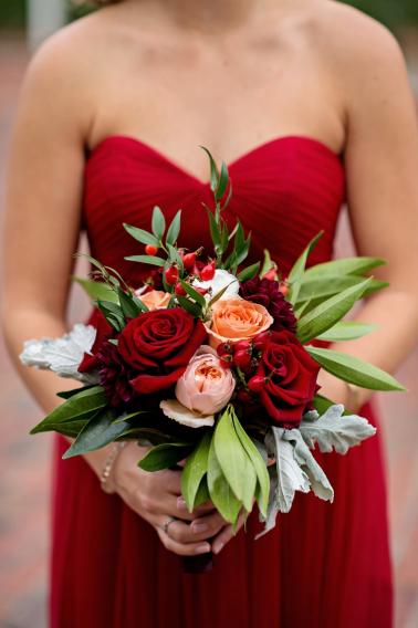 A Rustic & Romantic Red Wedding via TheELD.com