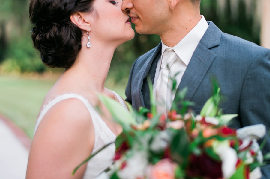 A Rustic & Romantic Red Wedding via TheELD.com