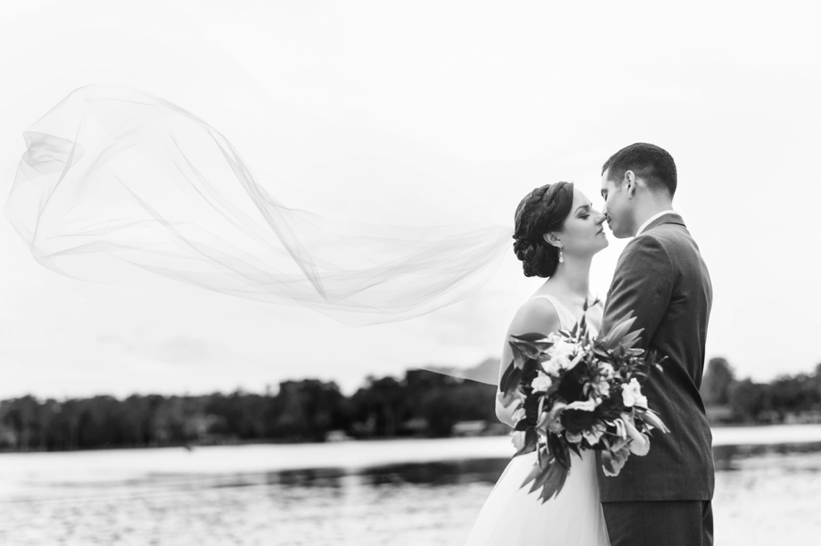 A Rustic & Romantic Red Wedding via TheELD.com