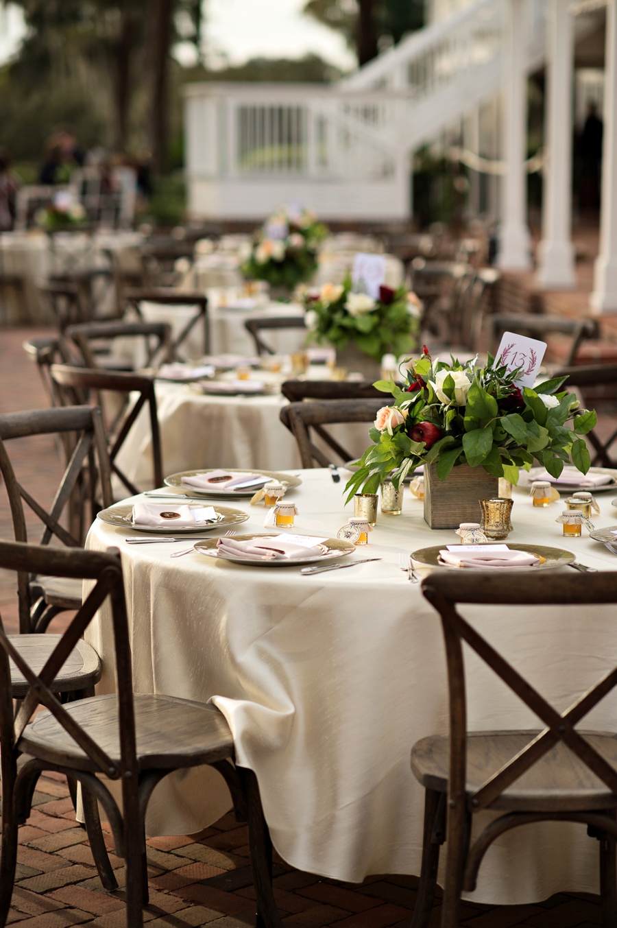 A Rustic & Romantic Red Wedding via TheELD.com