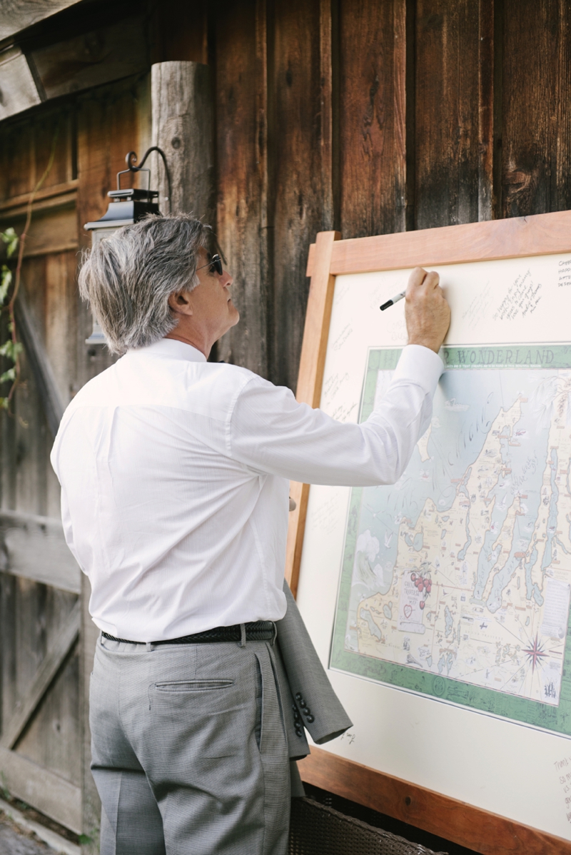 Vintage Rustic Michigan Wedding at Snow Moon Ranch via TheELD.com