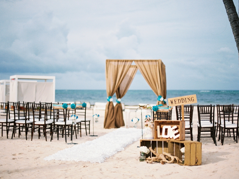 An Eclectic Punta Cana Wedding via TheELD.com