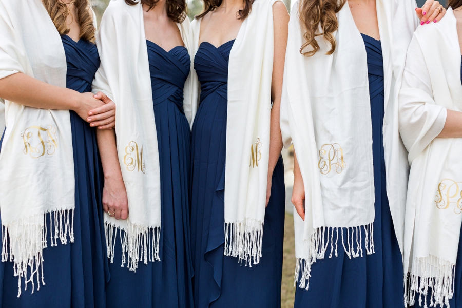 Chic, Elegant Navy and White Georgia Wedding via TheELD.com