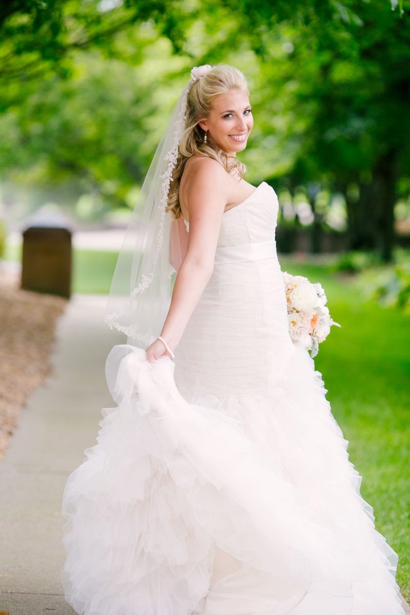 Elegant Ivory & Blush Minnesota Wedding via TheELD.com