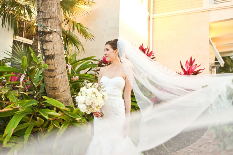 Beach Inspired Florida Destination Wedding via TheELD.com