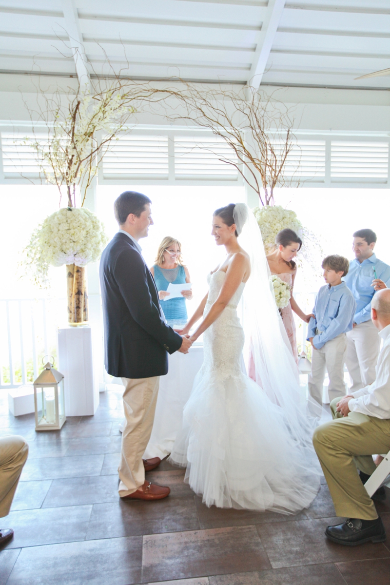 Beach Inspired Florida Destination Wedding via TheELD.com