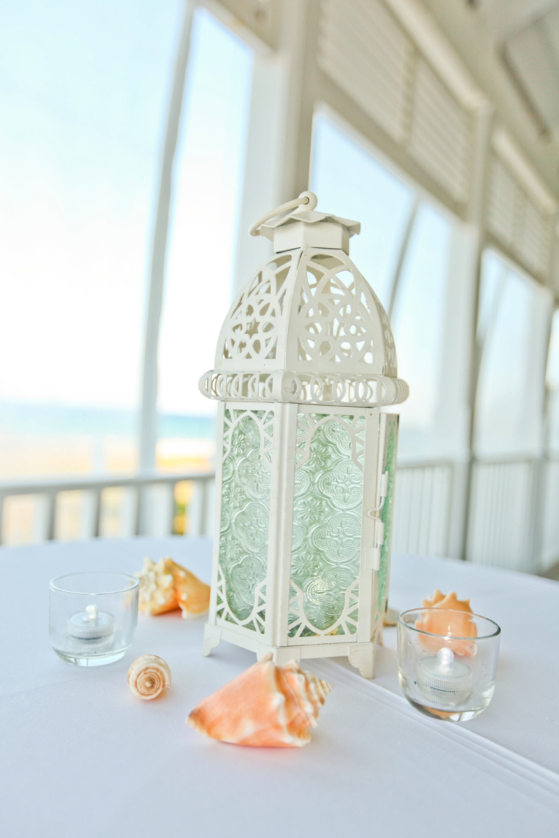 Beach Inspired Florida Destination Wedding via TheELD.com