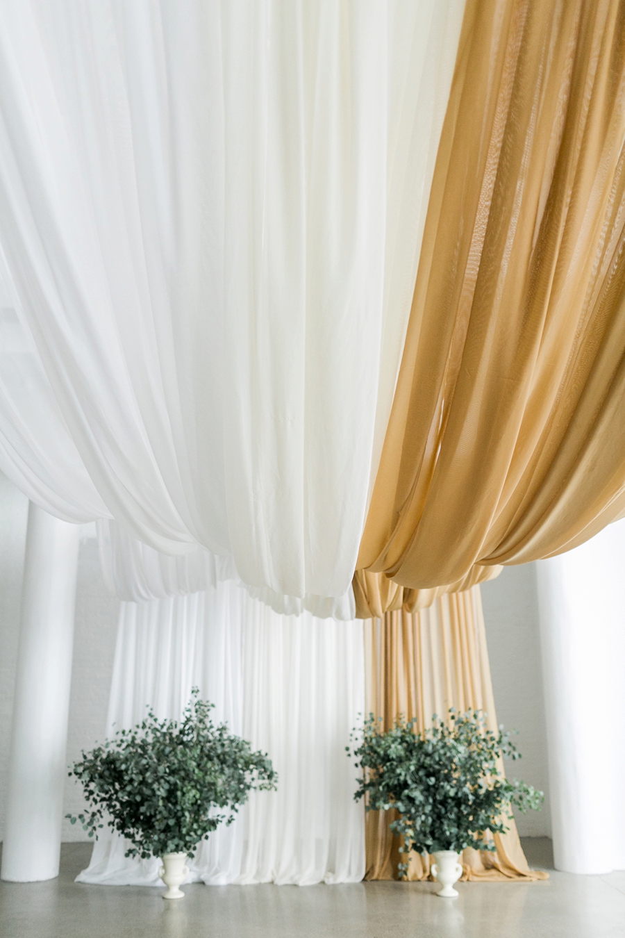 Modern & Romantic Wedding Ideas Inspired By Aisle Society via TheELD.com