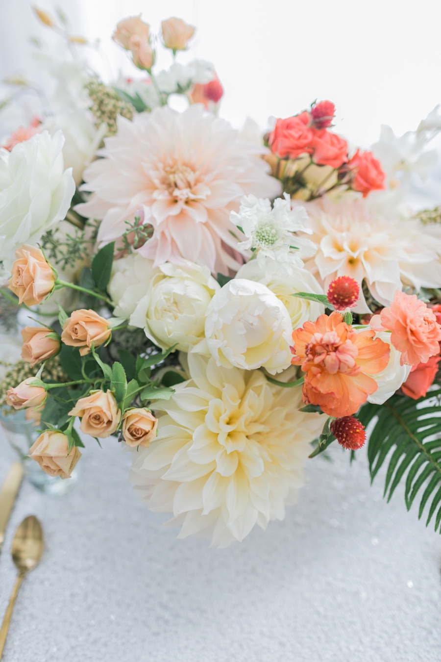 Modern & Romantic Wedding Ideas Inspired By Aisle Society via TheELD.com