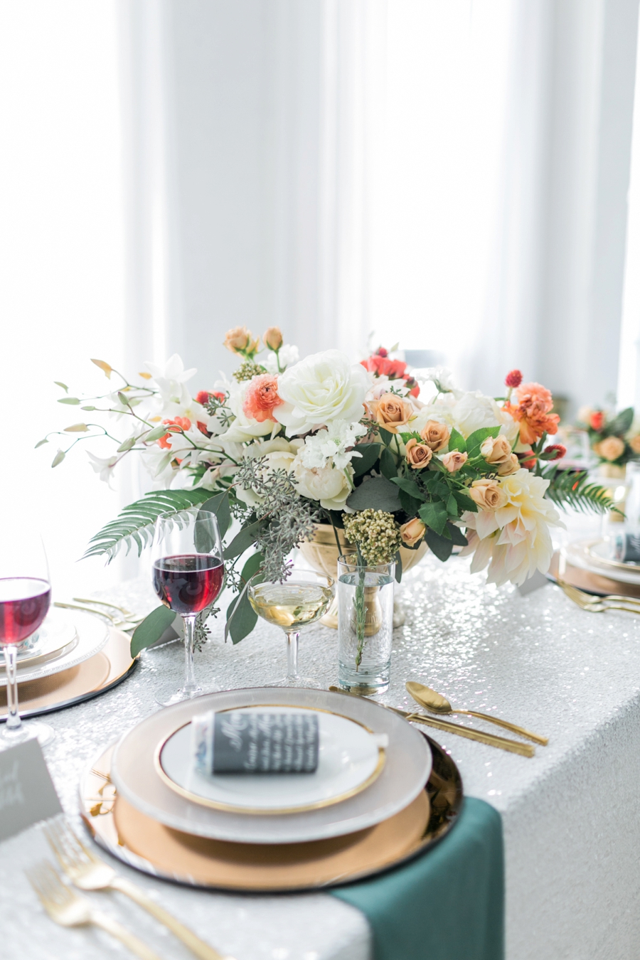 Modern & Romantic Wedding Ideas Inspired By Aisle Society via TheELD.com