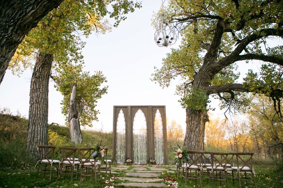 Rustic Elegant Blush and Red Wedding Ideas via TheELD.com