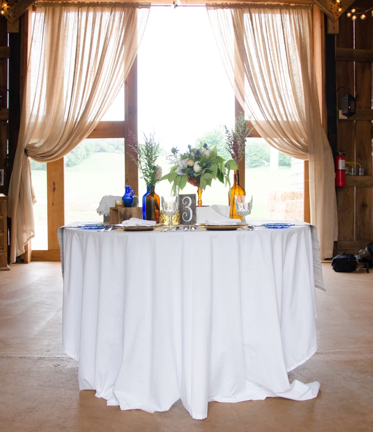 Summer Inspired Rustic Wedding Ideas via TheELD.com