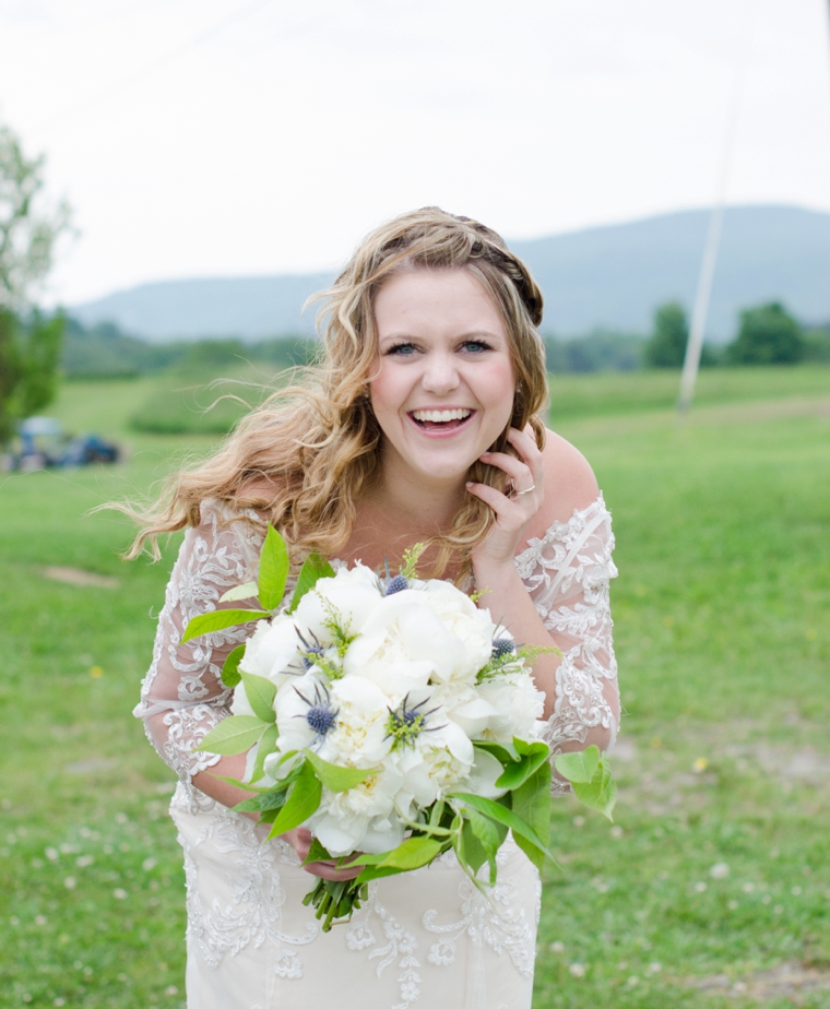 Summer Inspired Rustic Wedding Ideas via TheELD.com