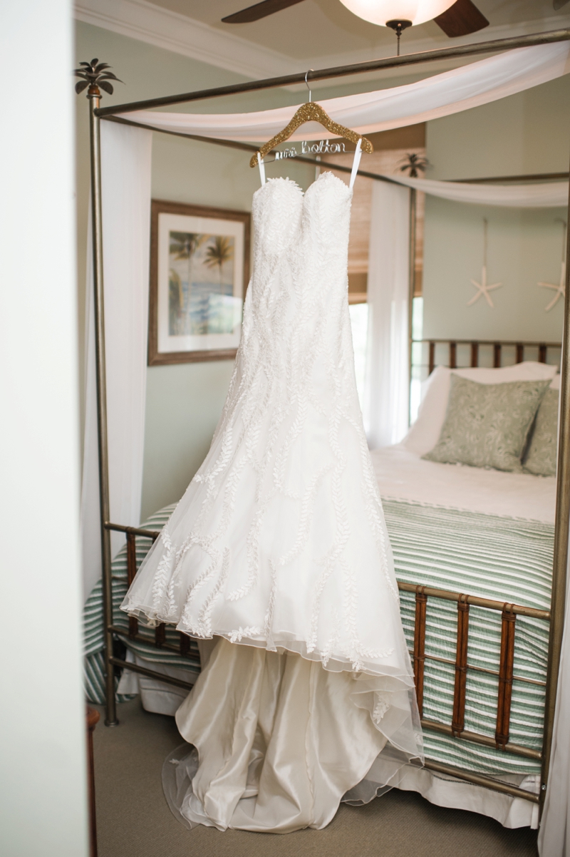 A Boho Chic Santa Rosa Beach Wedding via TheELD.com