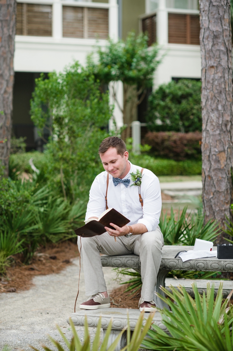 A Boho Chic Santa Rosa Beach Wedding via TheELD.com