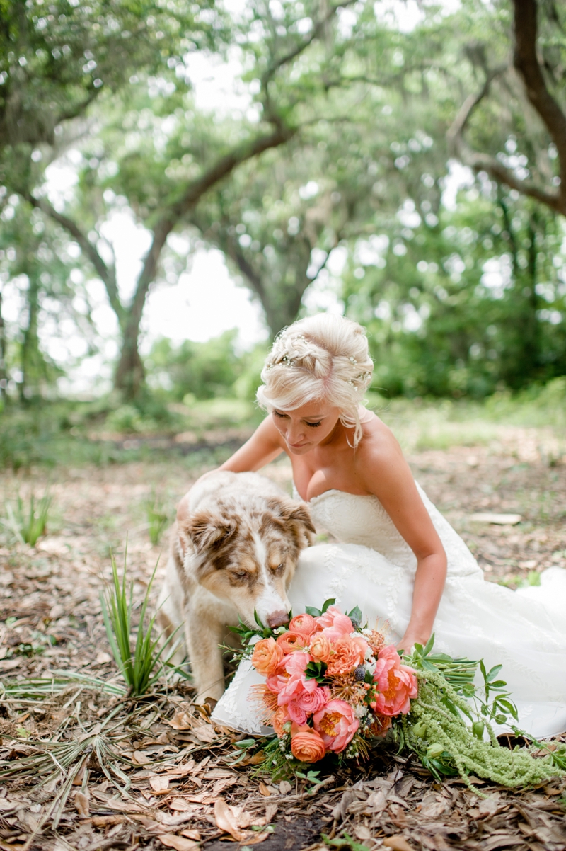 A Boho Chic Santa Rosa Beach Wedding via TheELD.com