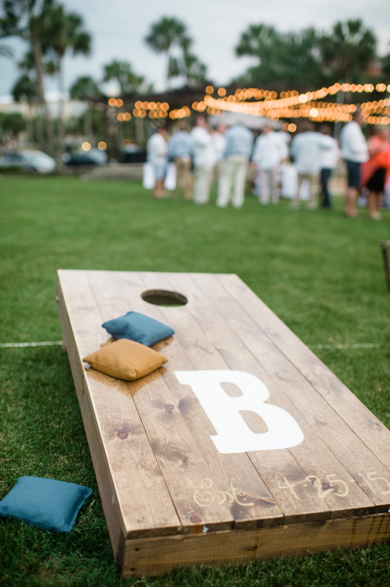 A Boho Chic Santa Rosa Beach Wedding via TheELD.com