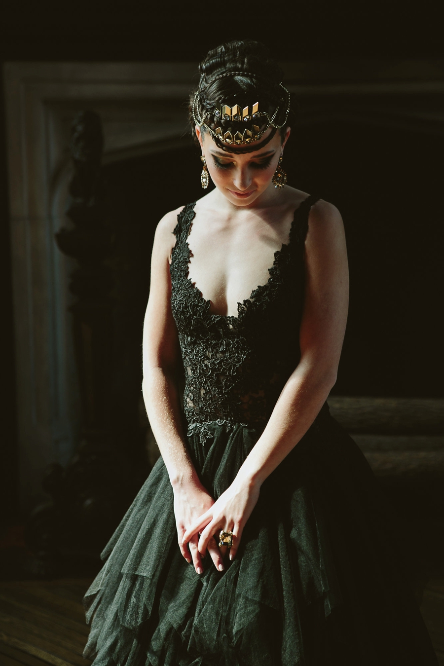 The Huntsman: Winters War Inspired Wedding Ideas via TheELD.com