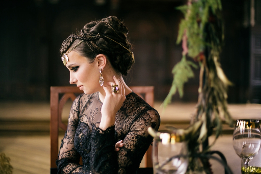 The Huntsman: Winters War Inspired Wedding Ideas via TheELD.com