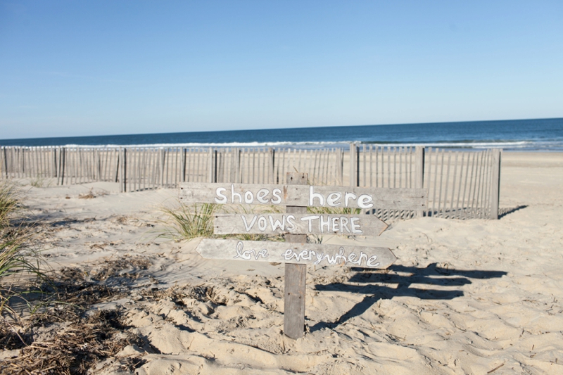 Pink & Gray Outer Banks Destination Wedding via TheELD.com