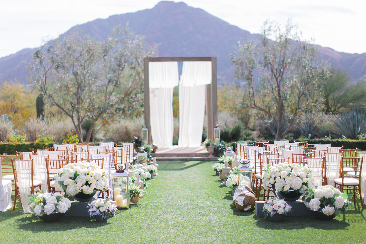 Modern Romantic Green & White Wedding Ideas via TheELD.com