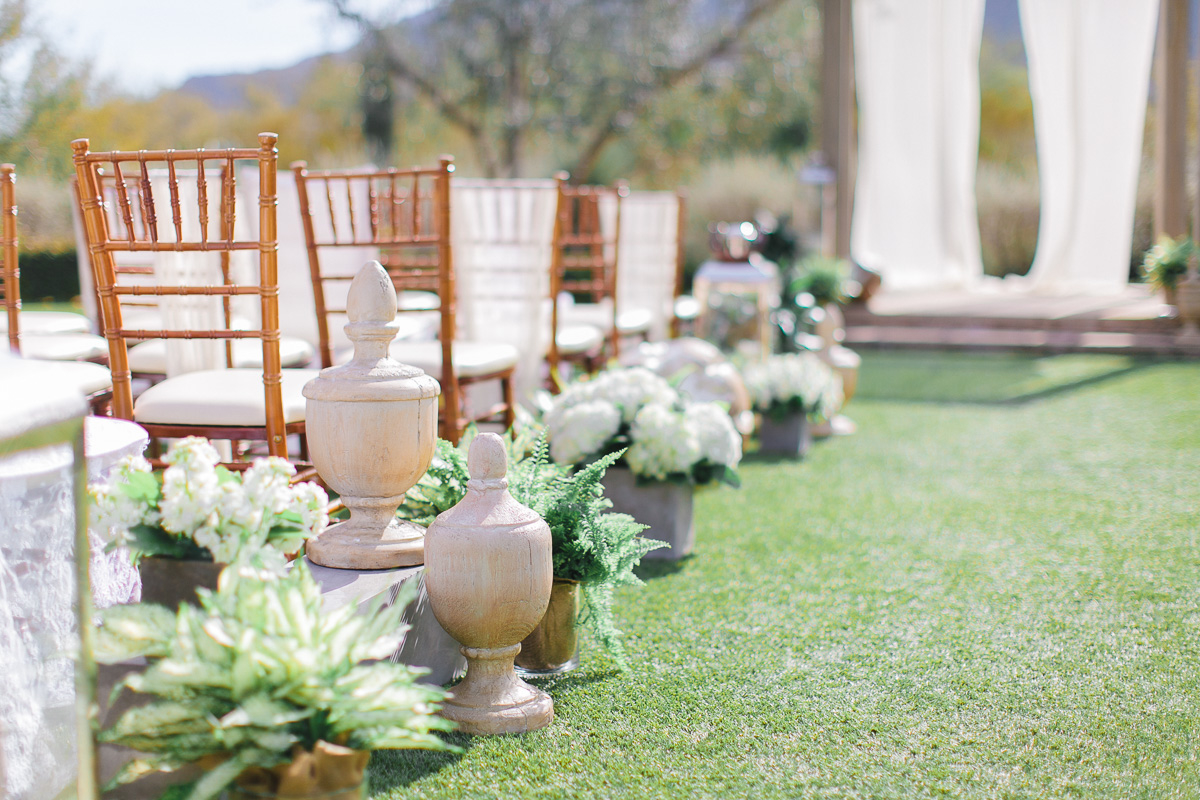 Modern Romantic Green & White Wedding Ideas via TheELD.com