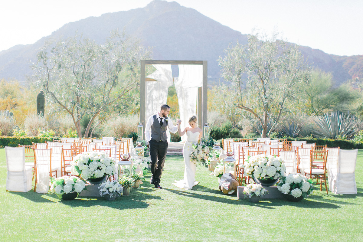 Modern Romantic Green & White Wedding Ideas via TheELD.com