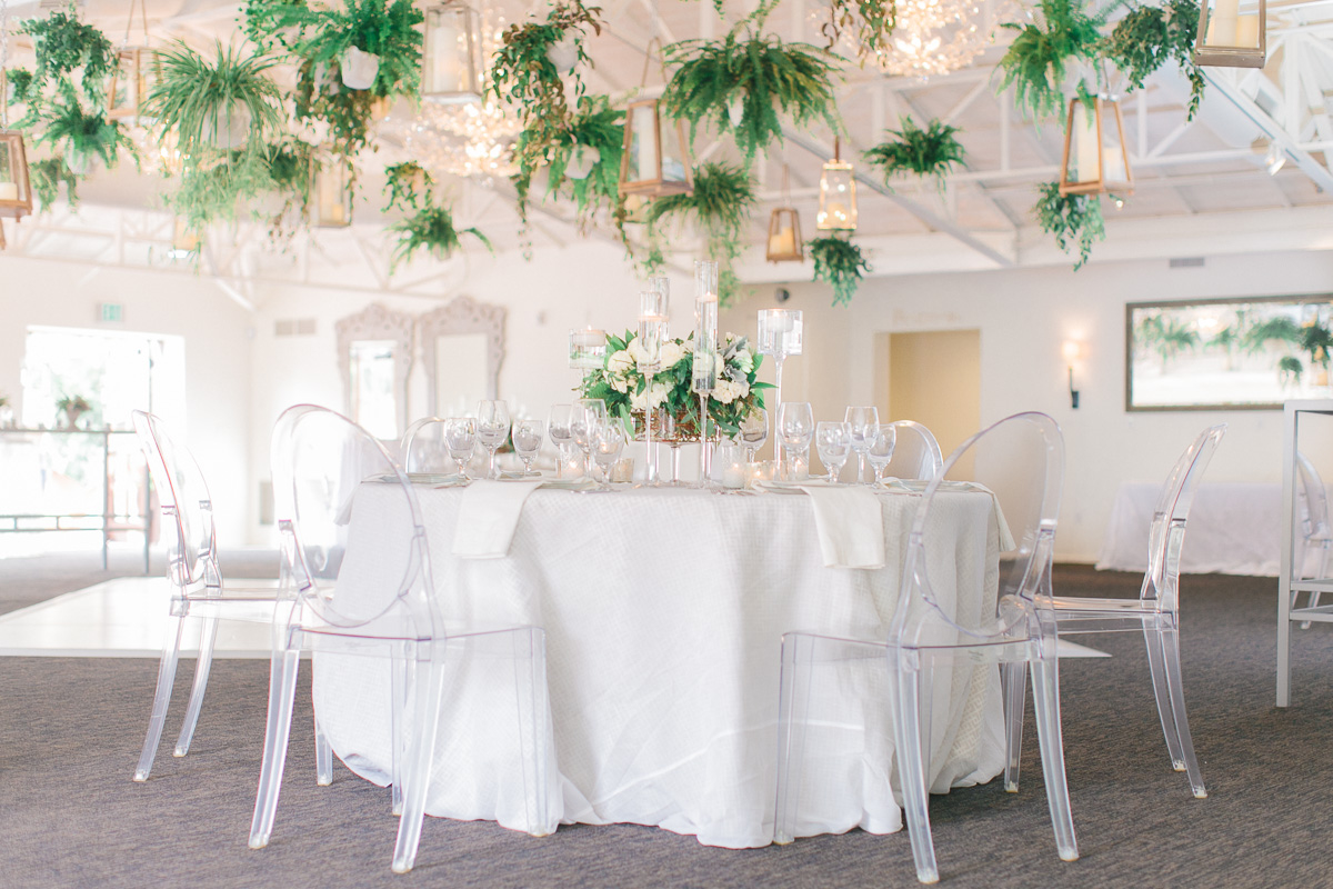 Modern Romantic Green & White Wedding Ideas via TheELD.com