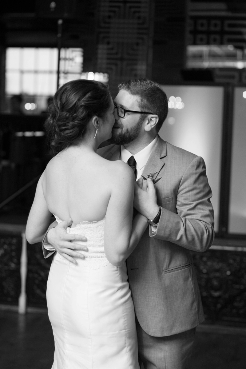 Cheery Yellow and Navy Chicago Wedding via TheELD.com