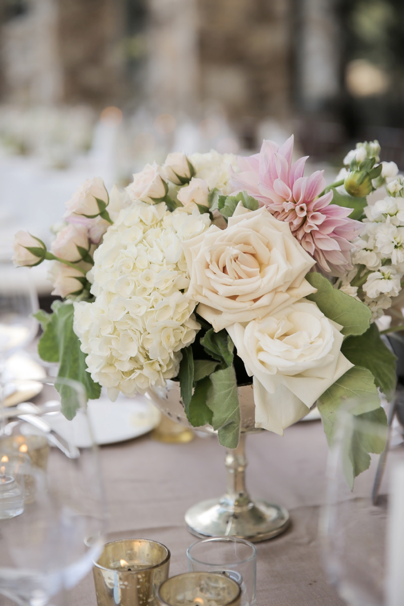 A Romantic Blush & White Park City Wedding via TheELD.com