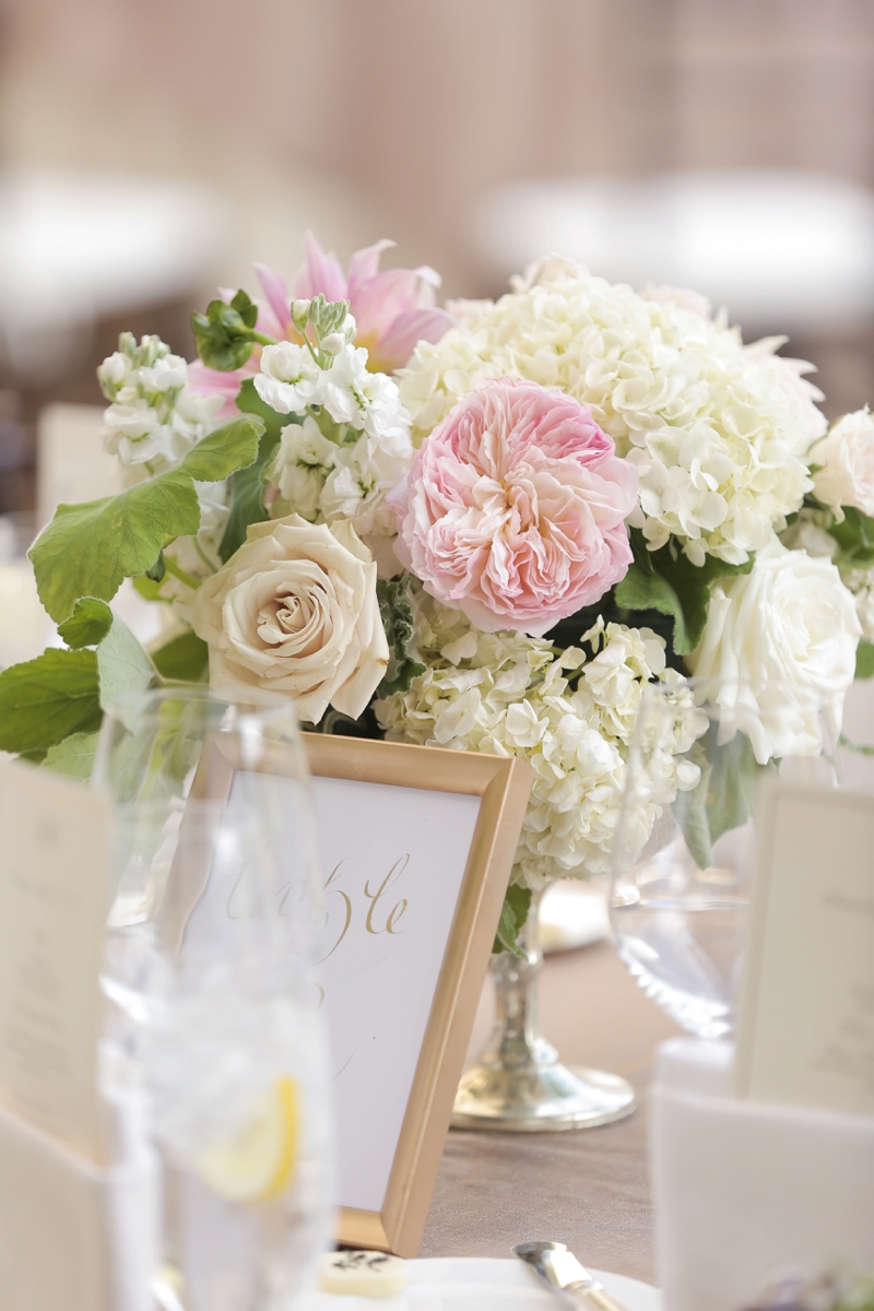 A Romantic Blush & White Park City Wedding via TheELD.com