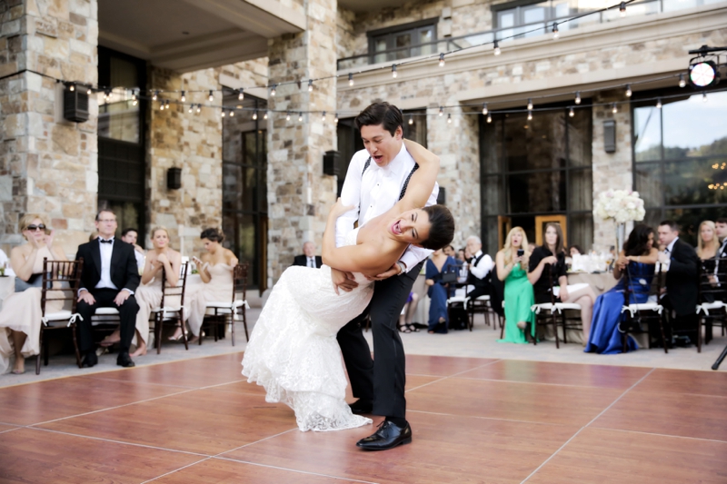 A Romantic Blush & White Park City Wedding via TheELD.com